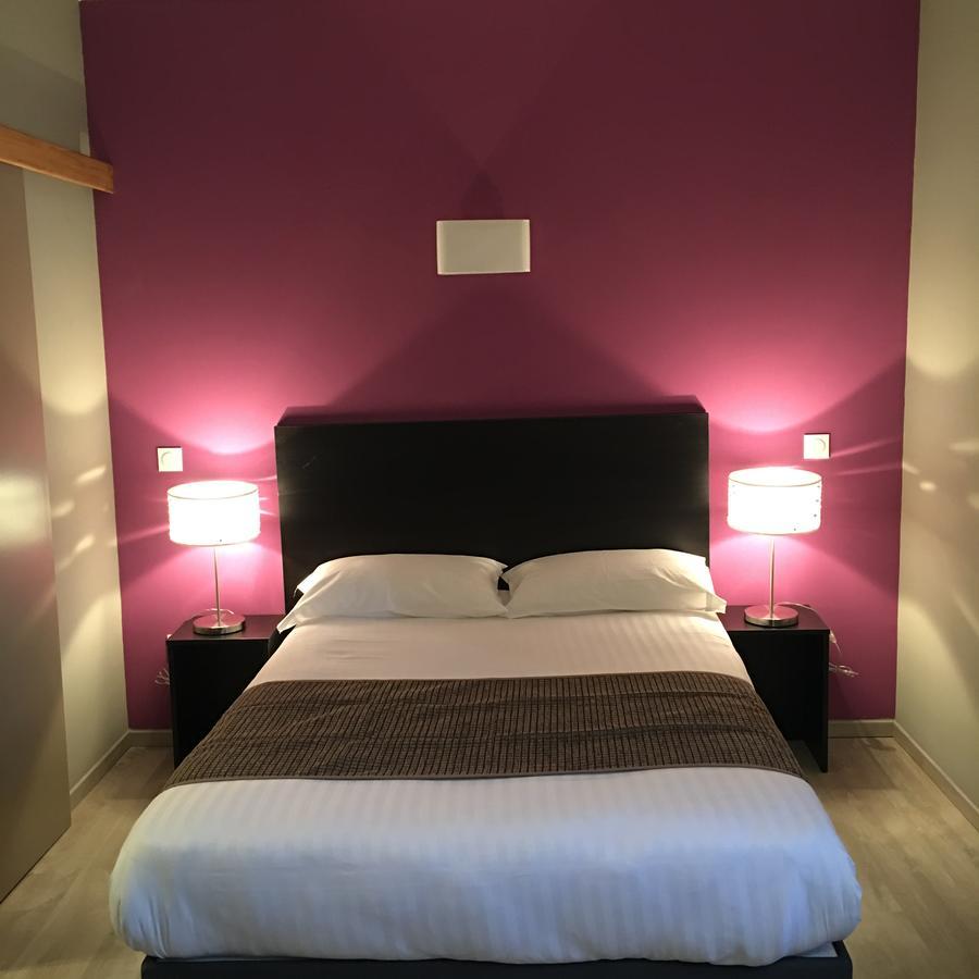 Le Brin D'Olivier Aparthotel Bourg-Saint-Andéol Екстериор снимка